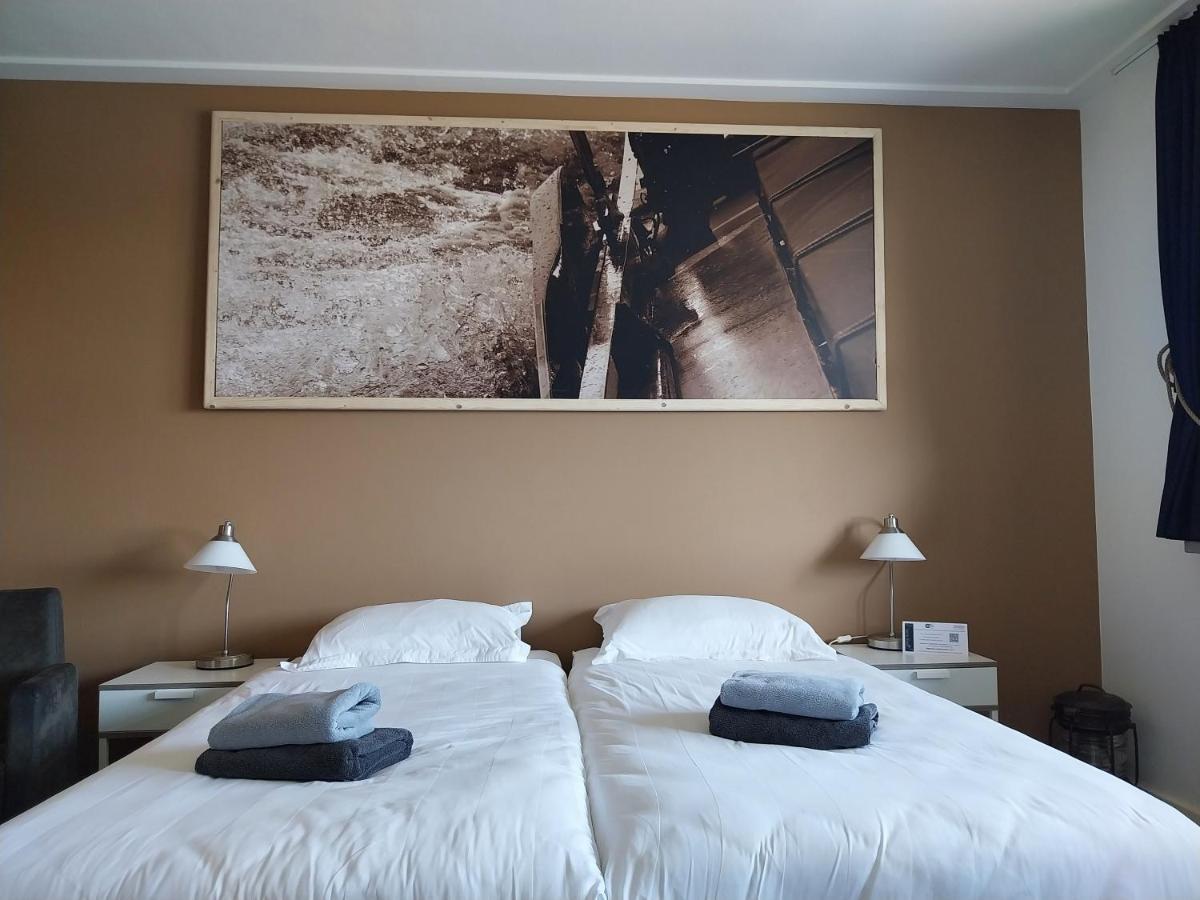 B&B Pension "Op'E Koai" Jirnsum Extérieur photo